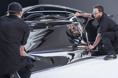 Choosing the Right Vehicle Wrap Finish for a Look That Lasts